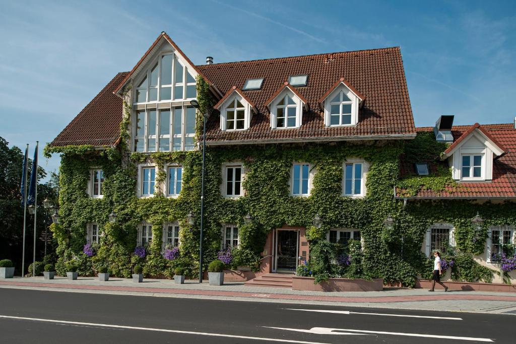 Zeller-Hotel+Restaurant Kahl am Main Exterior foto